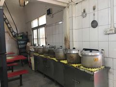 自助取餐区-老地方糖水店(大岭山综合市场店)
