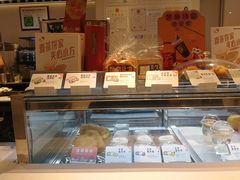面包甜点陈列柜-喜茶(佛山岭南站店)