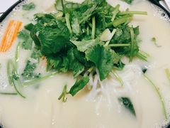 -肥汁米蘭香港米线(长宁来福士店)