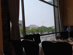 -亢龙太子酒轩(东湖店)