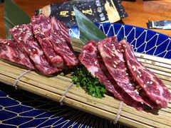 -肉魁屋·烧肉·烧鸟·酒场(高新店)