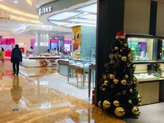 -王府井百货熙地港店