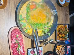 -贵厨酸汤牛肉(小十字店)