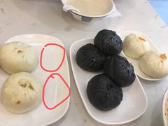 -李与白包子铺(桐梓林店)