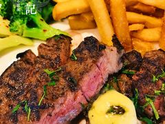 -WOLFGANG PUCK KITCHEN & BAR(迪士尼小镇店)