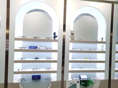 -无界眼镜MaxLess(南翔印象城店)