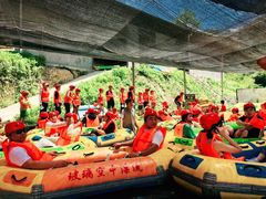-大围山峡谷漂流