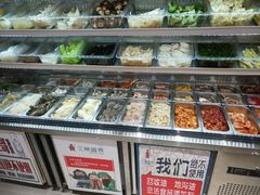 -汇吃汇喝美食街(上海建发浦悦荟广场店)