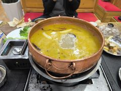-三锅莊·牦牛肉火锅·香格里拉特色藏餐宴请餐厅(菱角塘路店)