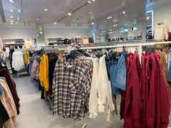 -H&M(天一广场店)