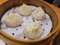 -莱莱小笼·乔艾