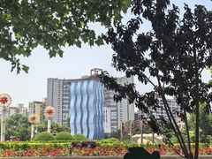 -滨河世纪广场公园