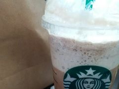 -星巴克(广州淘金路店)