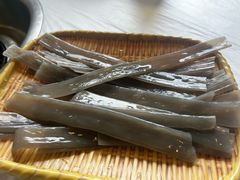 -鲁朗纳麦石锅鸡庄园