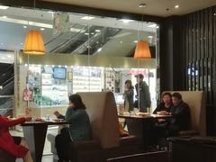 大堂-必胜客(百联又一城店)