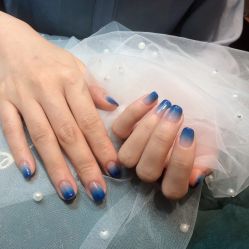 -纤指百魅美甲美睫