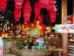 大堂-老滇山寨•云南特色菜•地方菜•民族风情歌舞表演(金碧店)