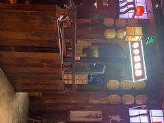 门面-先启半步颠小酒馆(白麓里店)