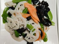 -苏州雏渐肥月嫂