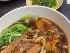 -康师傅私房牛肉面(申虹店)