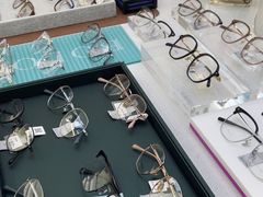 -视野联行眼镜·蔡司·尼康战略合作店(城西银泰店)