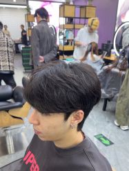 -藤野造型烫染·漂发