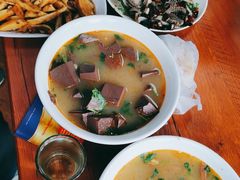 -春雨羊汤店(广开四马路总店)