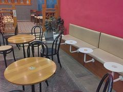 -茶理宜世(乐峰广场·尝乐集店)