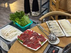 -濠轩阁特色生蚝火锅(水湾路店)