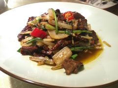 腌菜炒黄牛肉-姜君·千岛湖鱼头馆(浦东大道店)