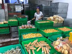 自助取餐区-宫廷糕点铺