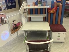 -moll学习桌椅(上海久光百货店)