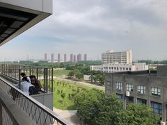 -上海第二工业大学(金海路校区)