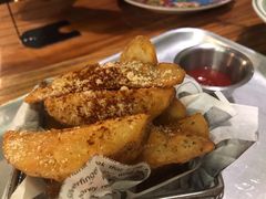 -I HOLIC艾豪丽披萨(KKone店)