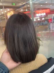 -川和潮人