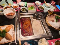 -葫芦福禄娃一家人火锅(平安金融中心店)