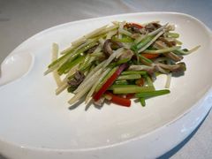 笋丝芹菜炒毛肚-春暖花开(西溪店)