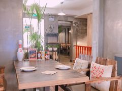 -HIGH FIVE哈福手工汉堡(桂林路店)