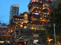 -屋顶顶城市·江景酒店-客房部