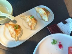 -蝴蝶里·粤菜·点心(滨江龙湖店)