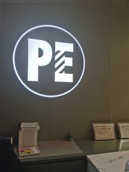 -PE SALON