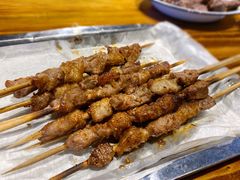 羊肉串-马路牙子地桌烤肉(工体店)