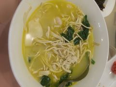 揚州煮乾絲-上海老饭店(北京分店)