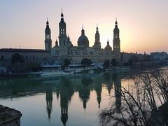 -皮拉尔圣母圣殿主教座堂