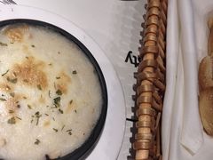 奶油蘑菇酱-西堤厚牛排(国瑞店)