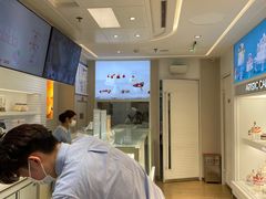 -好利来(东四店)