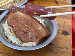 -梁阿婆廿年老牌扣肉糯米饭