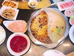 -纸盐河码头火锅(十八梯店)