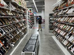 -BIGOFFS 超级折扣(仁恒伊势丹店)