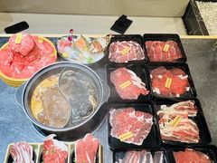 -匠牛亭·锅物烧肉放题自助(昆百大·泰业城店)